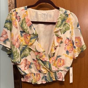 Floral Ruffle Neckline Top
